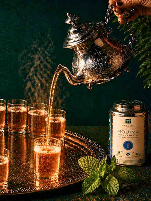 Service à thé à la menthe pour une cérémonie du thé Marocain avec le Thé MOUIMA de Maison NANA1807 